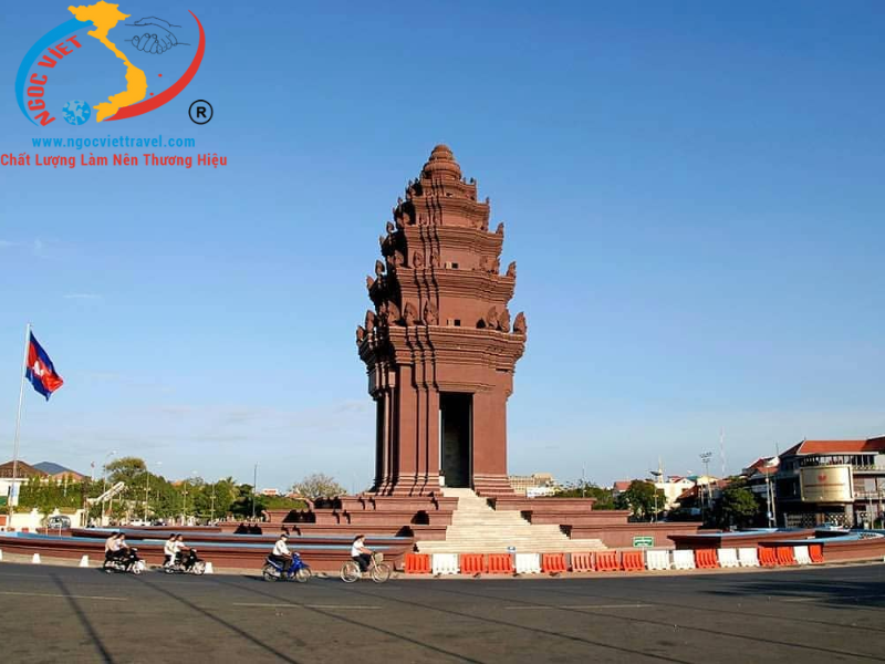 TOUR OF CAMBODIA - MOTHER OF MEKONG - PHNOM PENH 2 DAY