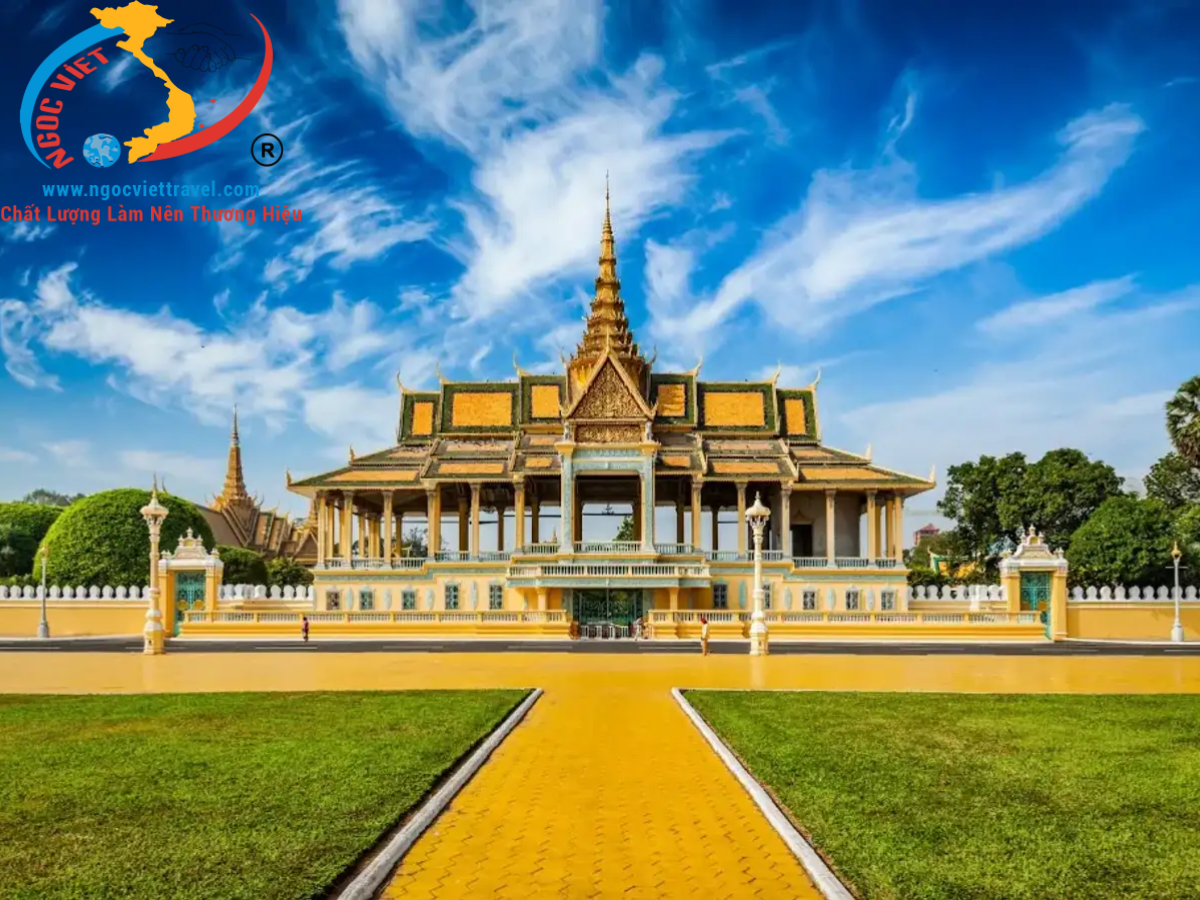 SIEM REAP TOUR - OUDONG ANCIENT CAPITAL - PHNOM PENH - 4 STAR HOTEL